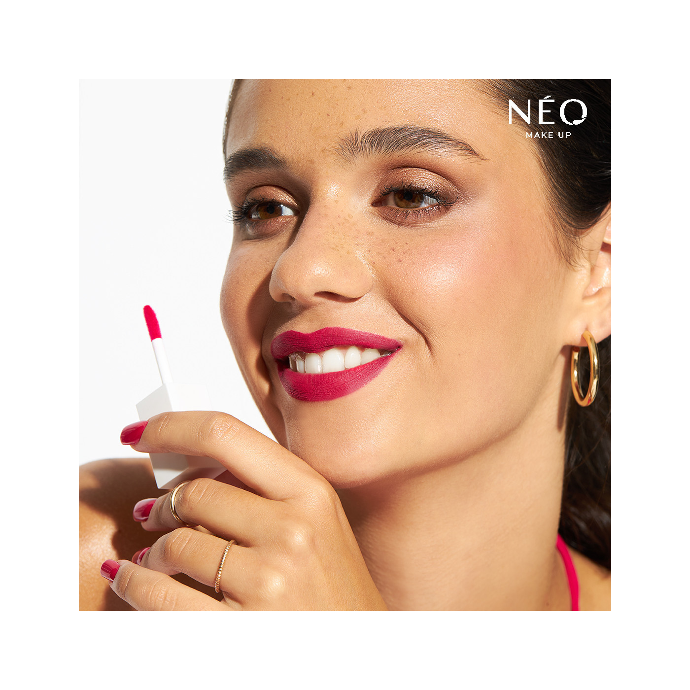 Rtěnka Intense Serum Long Lasting Liquid Lipstick 05 Rtěnka Intense Serum Long Lasting Liquid Lipstick 05