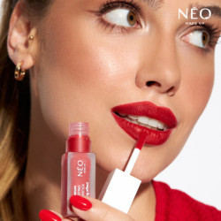 Rtěnka Intense Serum Long Lasting Liquid Lipstick 06 - maximální dávka barvy Rtěnka Intense Serum Long Lasting Liquid Lipstick 06 - maximální dávka barvy