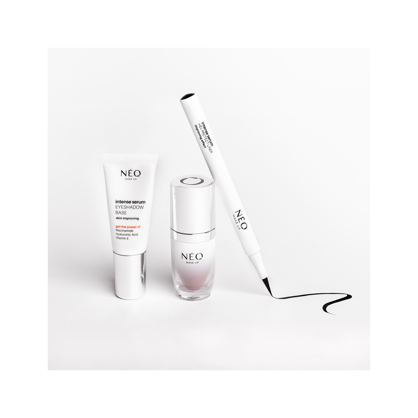 Intense Serum Hev Protect Liner - přesná oční linka s filtrem anti-HEV Intense Serum Hev Protect Liner - přesná oční linka s filtrem anti-HEV