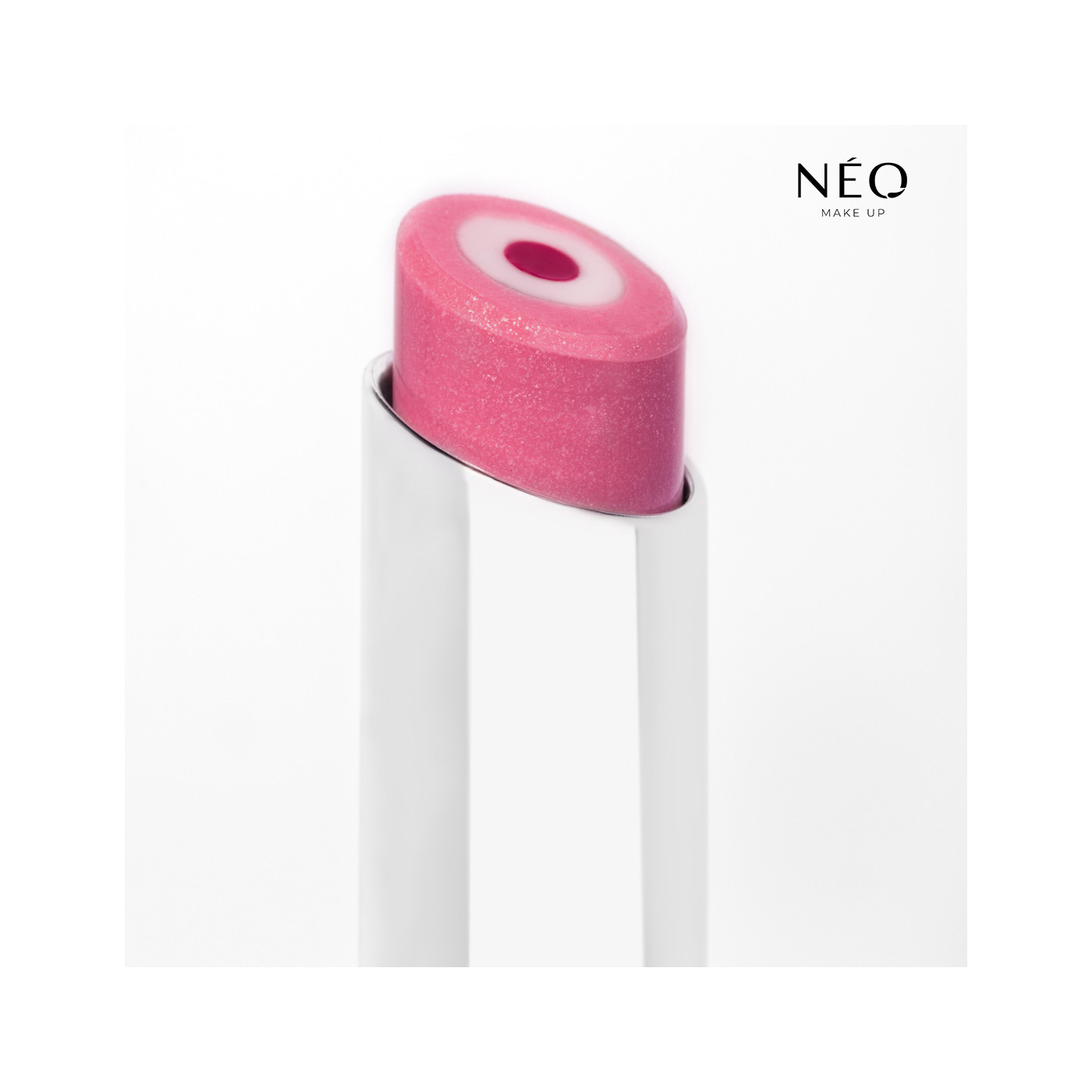 Balzám na rty Intense Serum 3 v 1 Stick 03: Very Glam Cherry - trio, které okouzlí