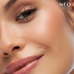 Intenzivní hydratační podkladové sérum: 3.5 Beige – efekt Glass Skin v béžovém tónu Intenzivní hydratační podkladové sérum: 3.5 Beige – efekt Glass Skin v béžovém tónu
