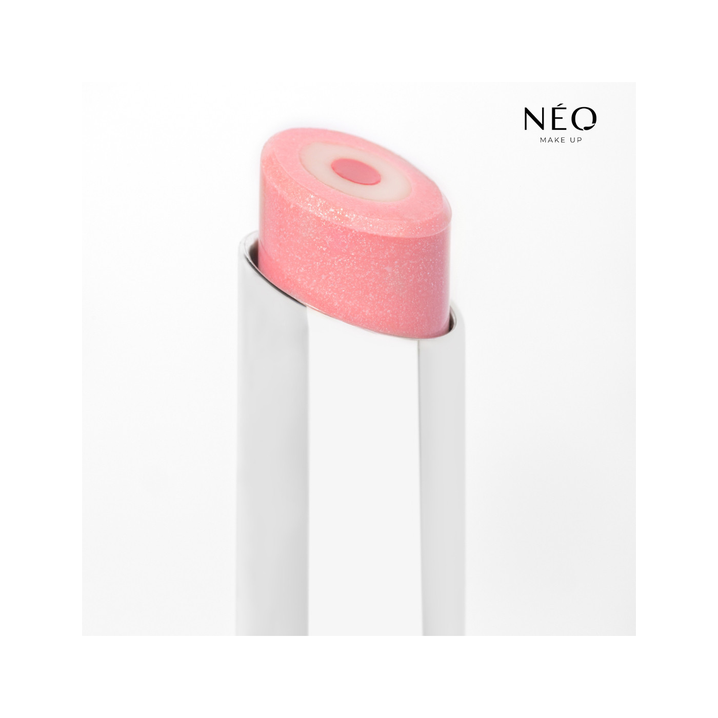 Balzám na rty Intense Serum 3 v 1 Stick 02: Good Blush Nude - barva, hydratace a lesk v jednom