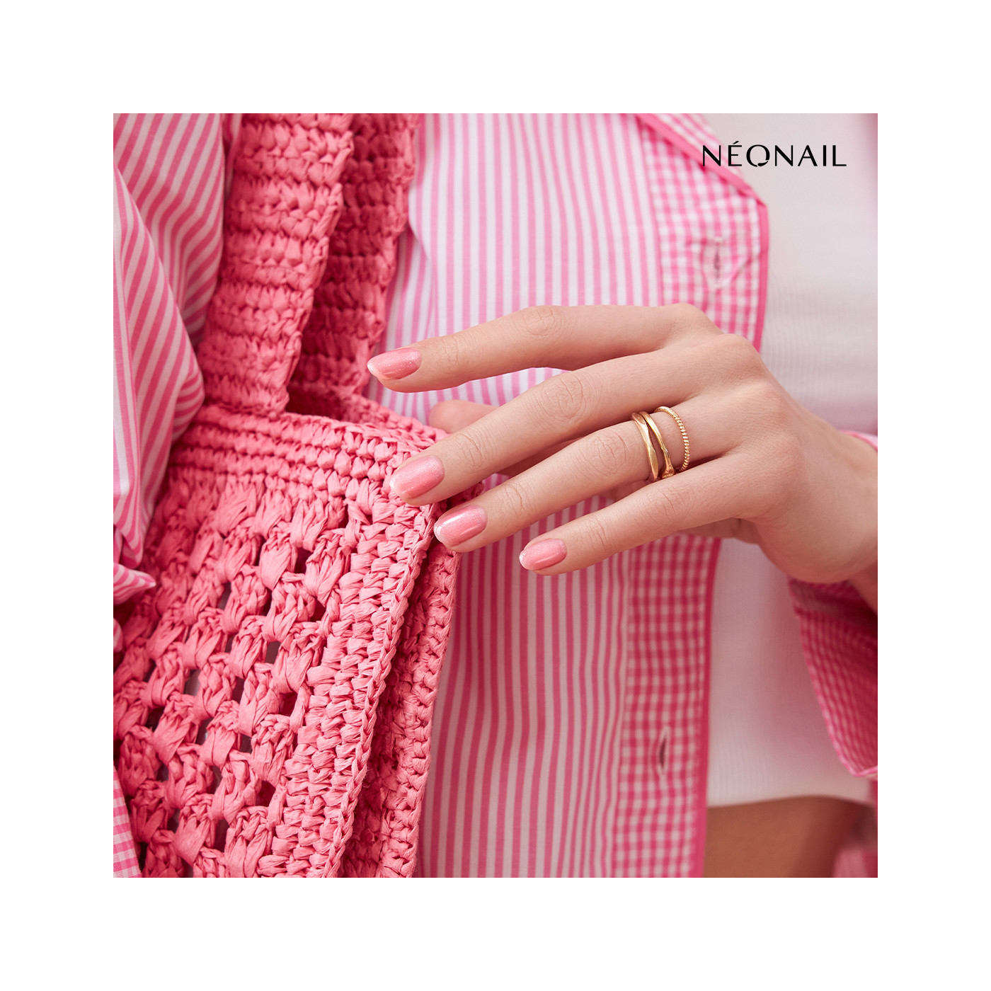 UV gel lak Gleaming Pink