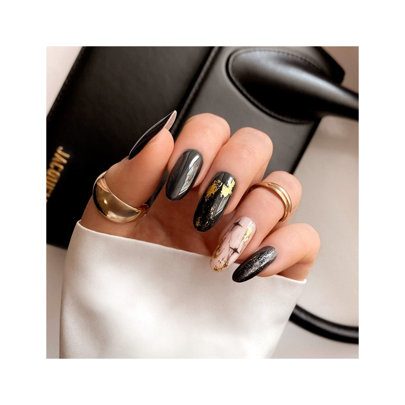 Zdobící folie - 01 Gold