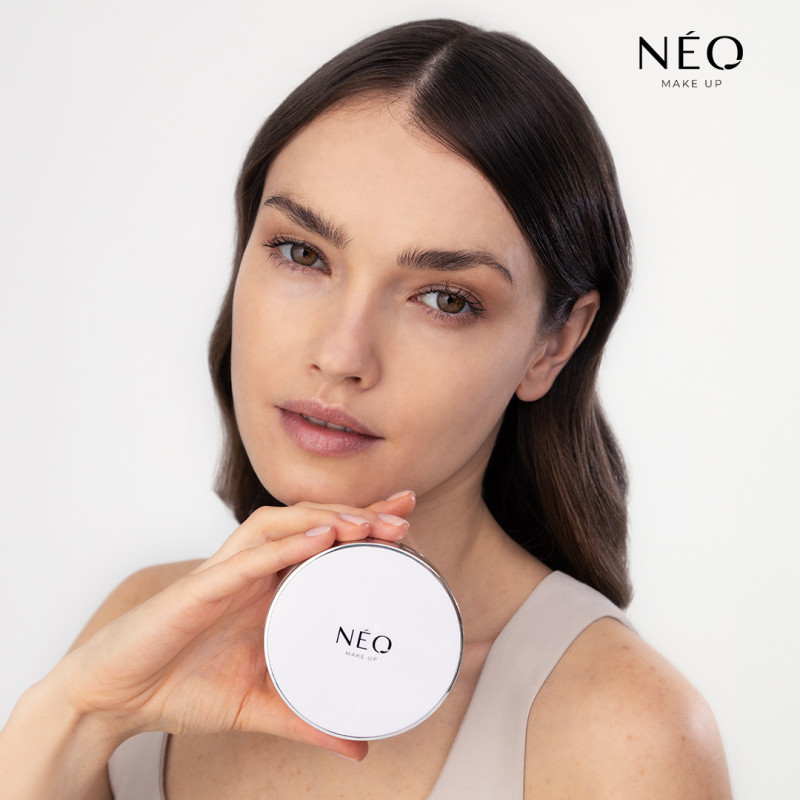 Zkrášlující pleťovy balzám Intense Serum Blurring Beauty Balm 00 TRANSPARENT – čistá a krásná pleť