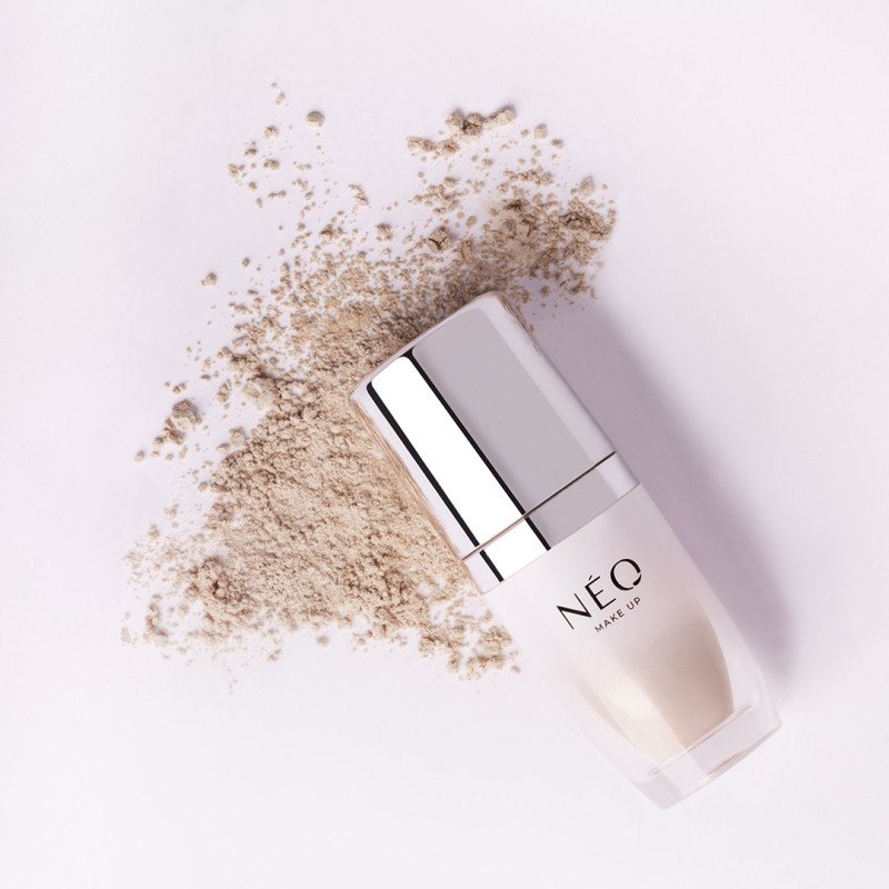 Oční stíny Intense Serum Comfort Loose 01 - dlouhotrvající make-up očí se saténovým akcentem