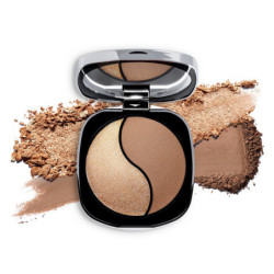 Bronzující a rozjasňující pudr: 01 Hot Chocolate Bronzující a rozjasňující pudr: 01 Hot Chocolate