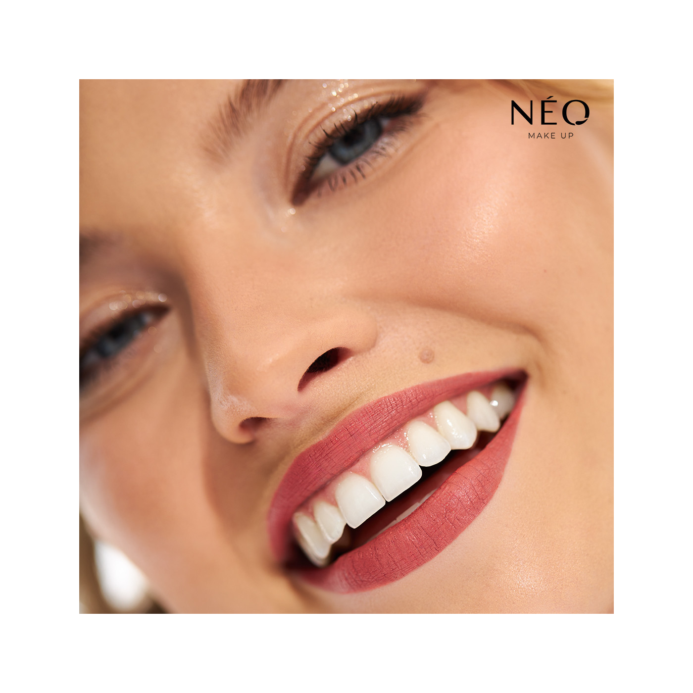 Rtěnka Intense Serum Long Lasting Liquid Lipstick 02 Rtěnka Intense Serum Long Lasting Liquid Lipstick 02