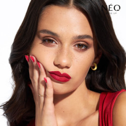 Rtěnka Intense Serum Long Lasting Liquid Lipstick 07 Rtěnka Intense Serum Long Lasting Liquid Lipstick 07