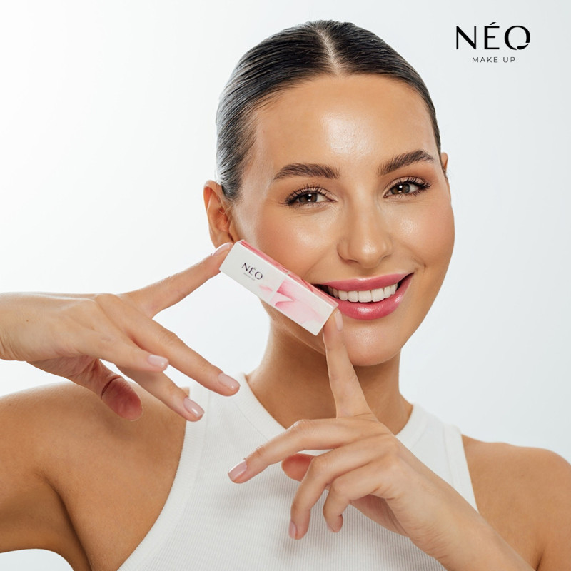 Intenzivní hydratační rtěnkové sérum 02 Peony Touch Intenzivní hydratační rtěnkové sérum 02 Peony Touch