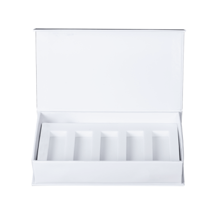 D&aacute;rkov&aacute; krabička na 5 laků