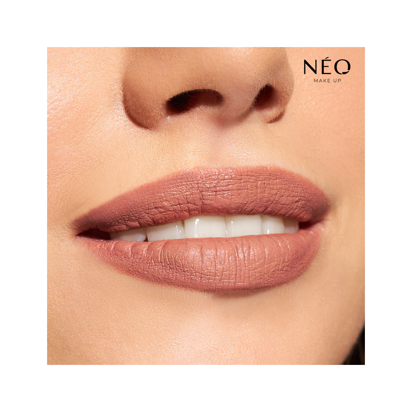 Rtěnka Intense Serum Long Lasting Liquid Lipstick 01