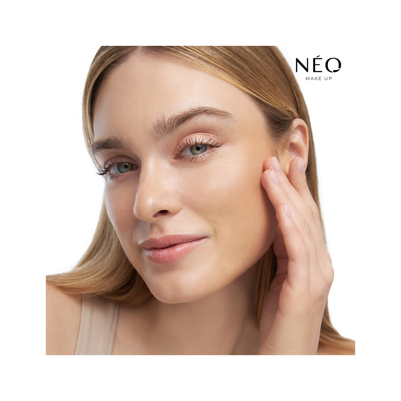 Intenzivn&iacute; hydratačn&iacute; podkladov&eacute; s&eacute;rum: 03 Natural &ndash; z&aacute;řiv&aacute; pleť obličeje