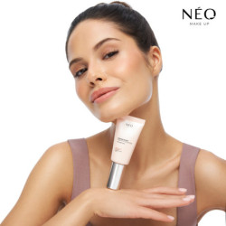 Intenzivn&iacute; hydratačn&iacute; podkladov&eacute; s&eacute;rum: 3.5 Beige &ndash; efekt Glass Skin v b&eacute;žov&eacute;m t&oacute;nu