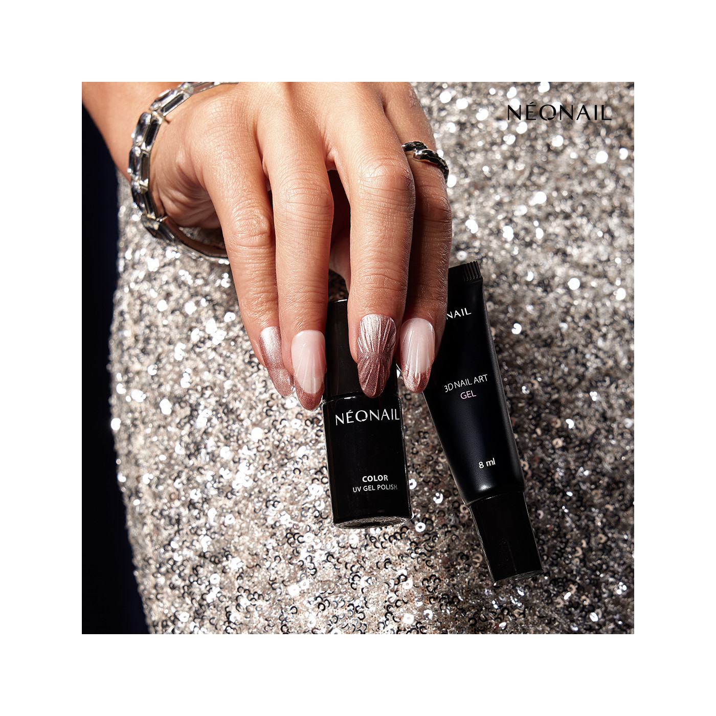 3D gel na nehty v tubě