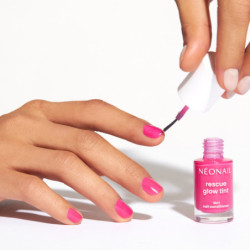 Rescue Glow Tint 3-in-1 Nail Conditioner Magenta Pink &ndash; p&eacute;če a barva