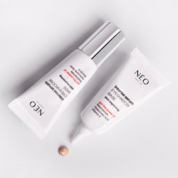 Kr&eacute;mov&aacute; b&aacute;ze pod očn&iacute; st&iacute;ny Creamy Eyeshadow Base - dlouhotrvaj&iacute;c&iacute; make-up oč&iacute;