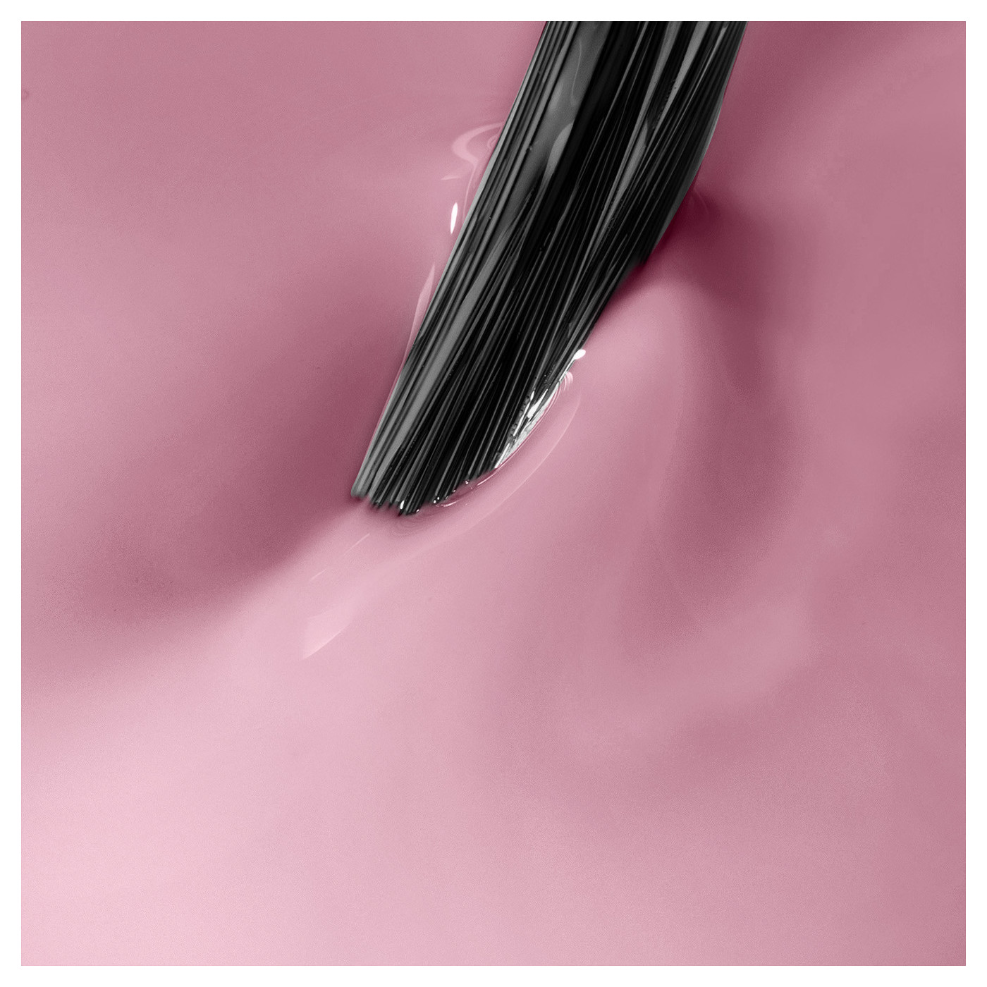 Fierce Rose &ndash; světle růžov&yacute; UV gel lak (pastelov&aacute; růžov&aacute;)