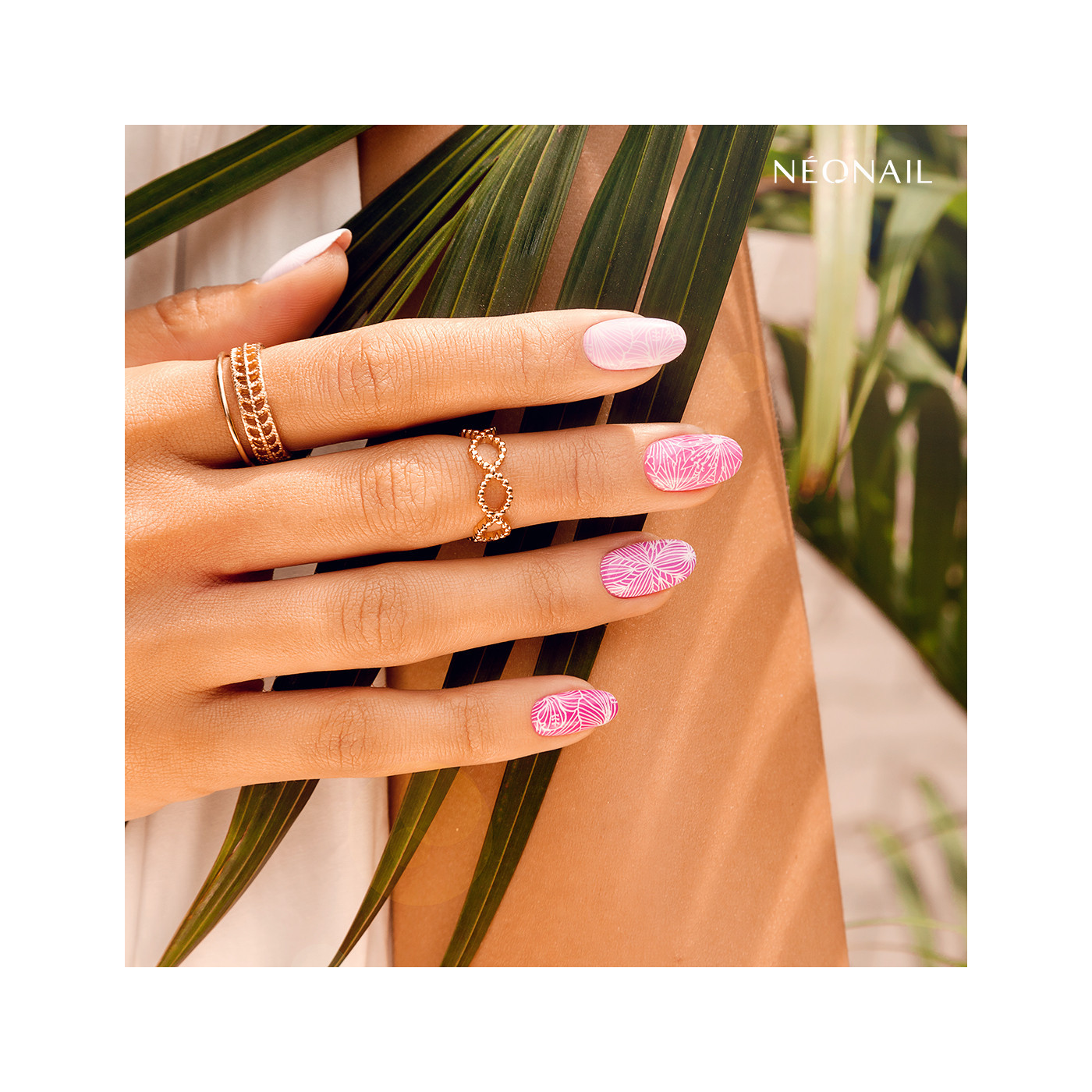 Raz&iacute;tkovac&iacute; destička  Stamping plate 12