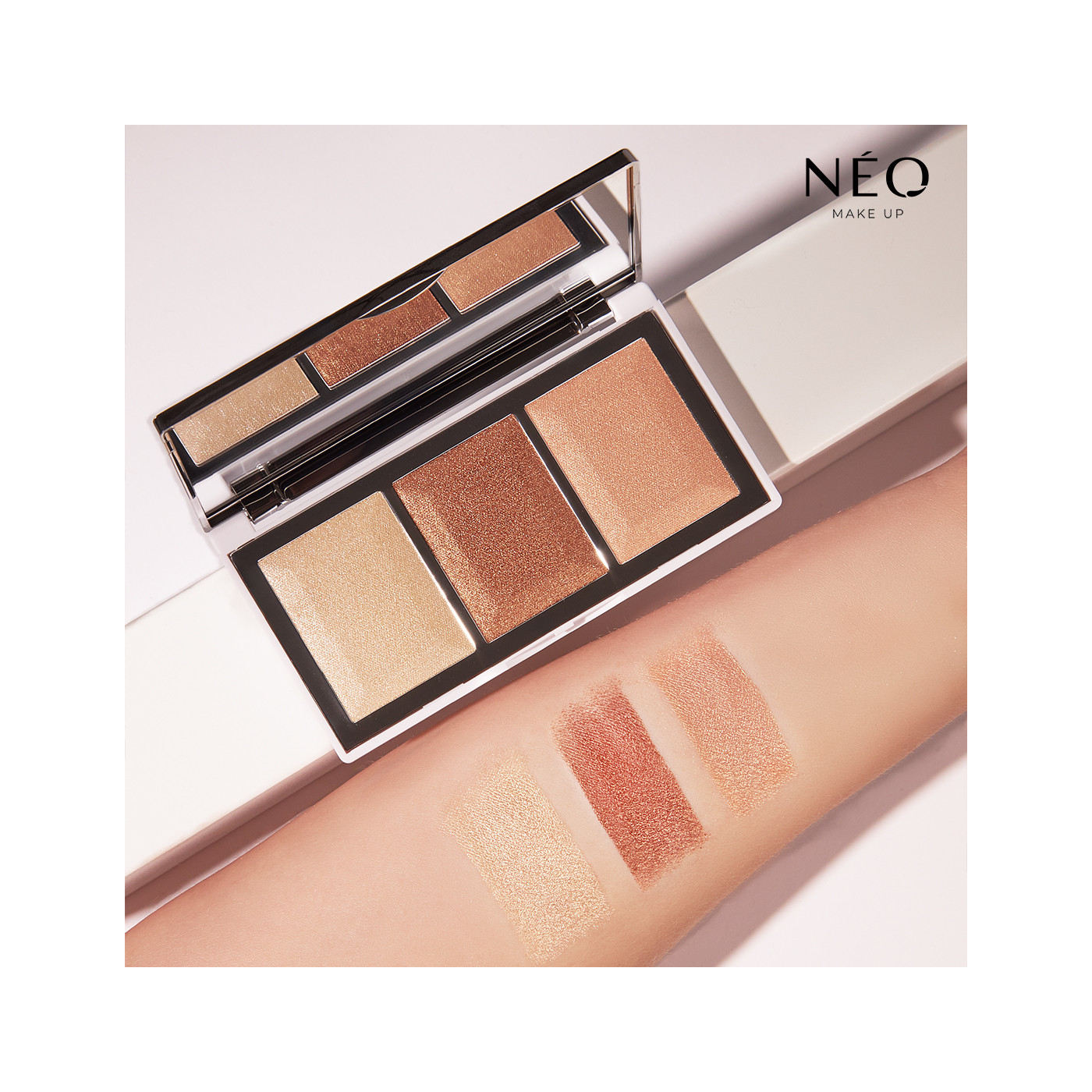 Intense Serum Highlighter Palette: Shine Is Mine