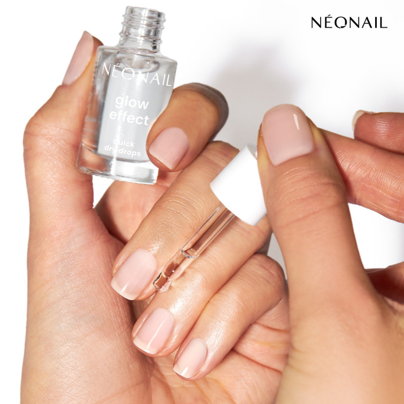 Př&iacute;pravek Glow Effect Quick Dry Drops