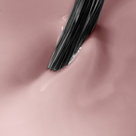 Apricot Blossom &ndash; broskvov&yacute; UV gel lak v jemn&eacute;m pastelov&eacute;m odst&iacute;nu