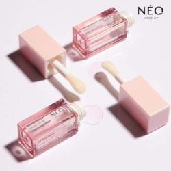 Magick&yacute; olej na rty