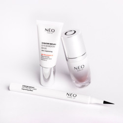 Kr&eacute;mov&aacute; b&aacute;ze pod očn&iacute; st&iacute;ny Creamy Eyeshadow Base - dlouhotrvaj&iacute;c&iacute; make-up oč&iacute;