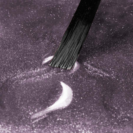 Lavender Rise &ndash; Cat Eye manik&uacute;ra v odst&iacute;nu levandule