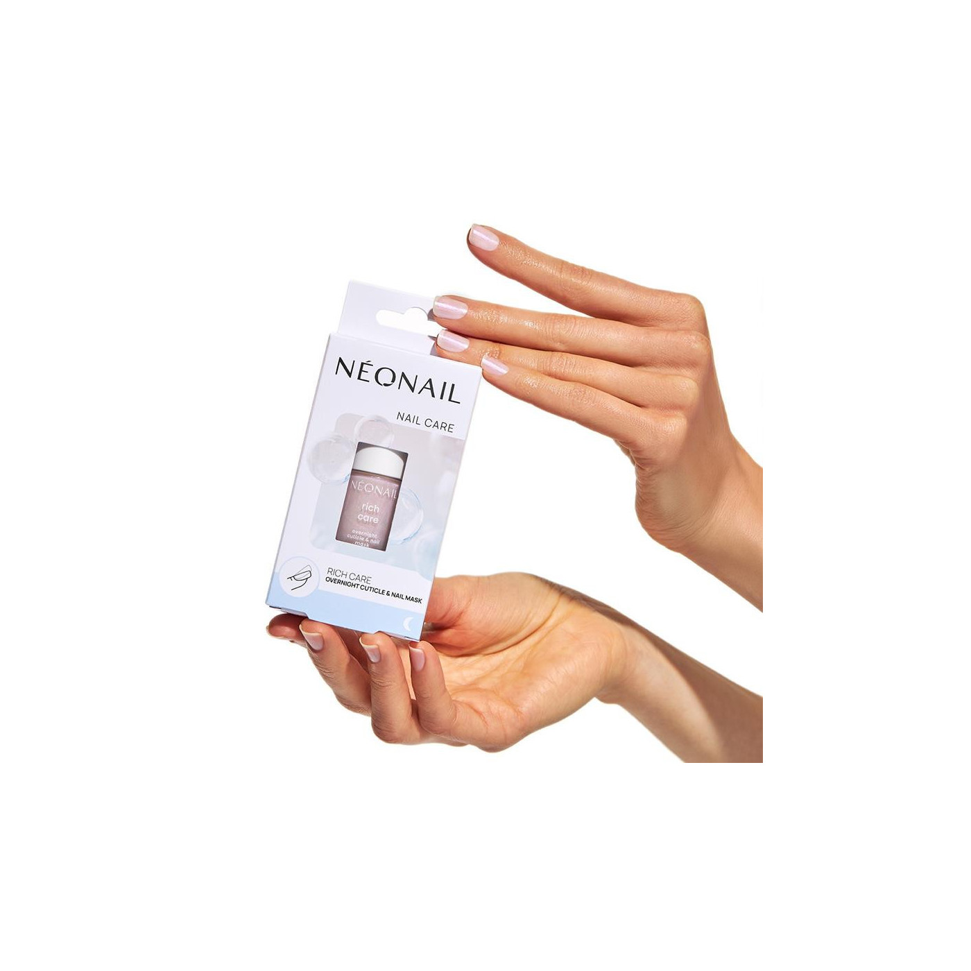 Rich Care Overnight Nail Mask &ndash; perleťov&yacute; holografick&yacute; efekt