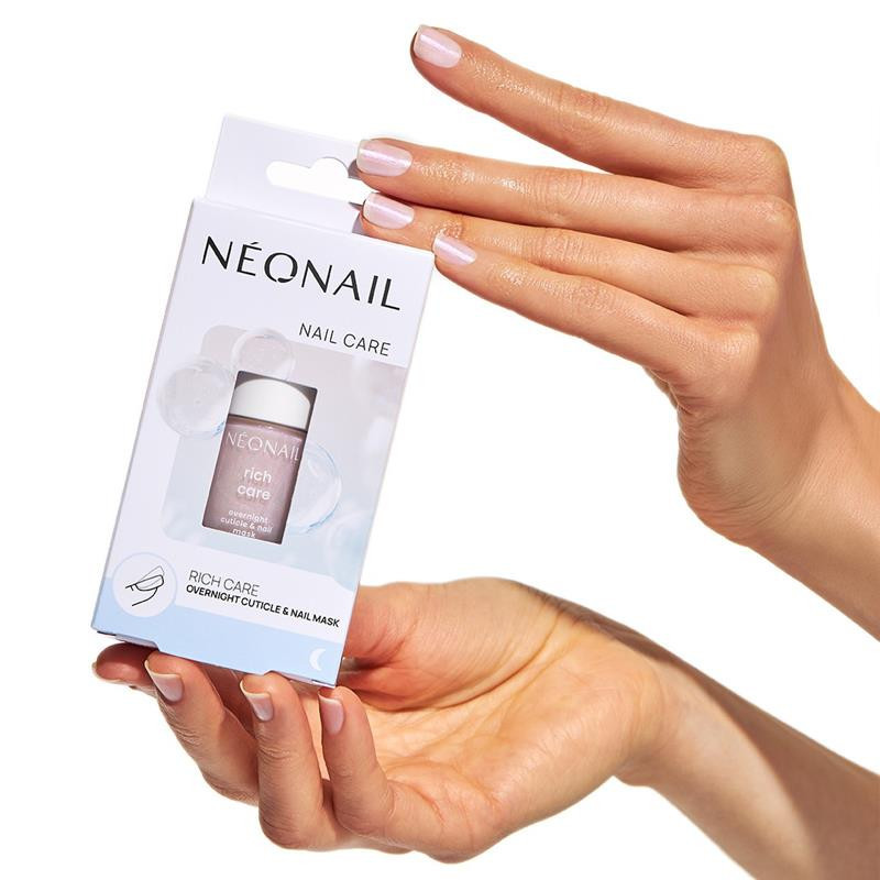 Rich Care Overnight Nail Mask &ndash; perleťov&yacute; holografick&yacute; efekt