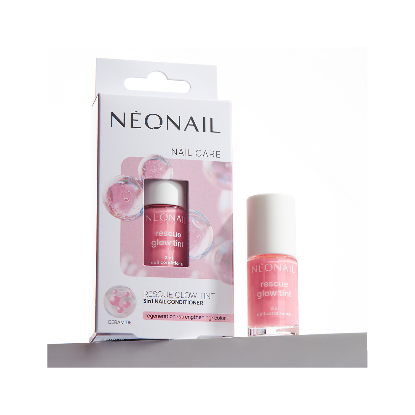 Rescue Glow Tint 3‑in‑1 Nail Conditioner Glitter Rose – třpytivý efekt Rescue Glow Tint 3‑in‑1 Nail Conditioner Glitter Rose – třpytivý efekt