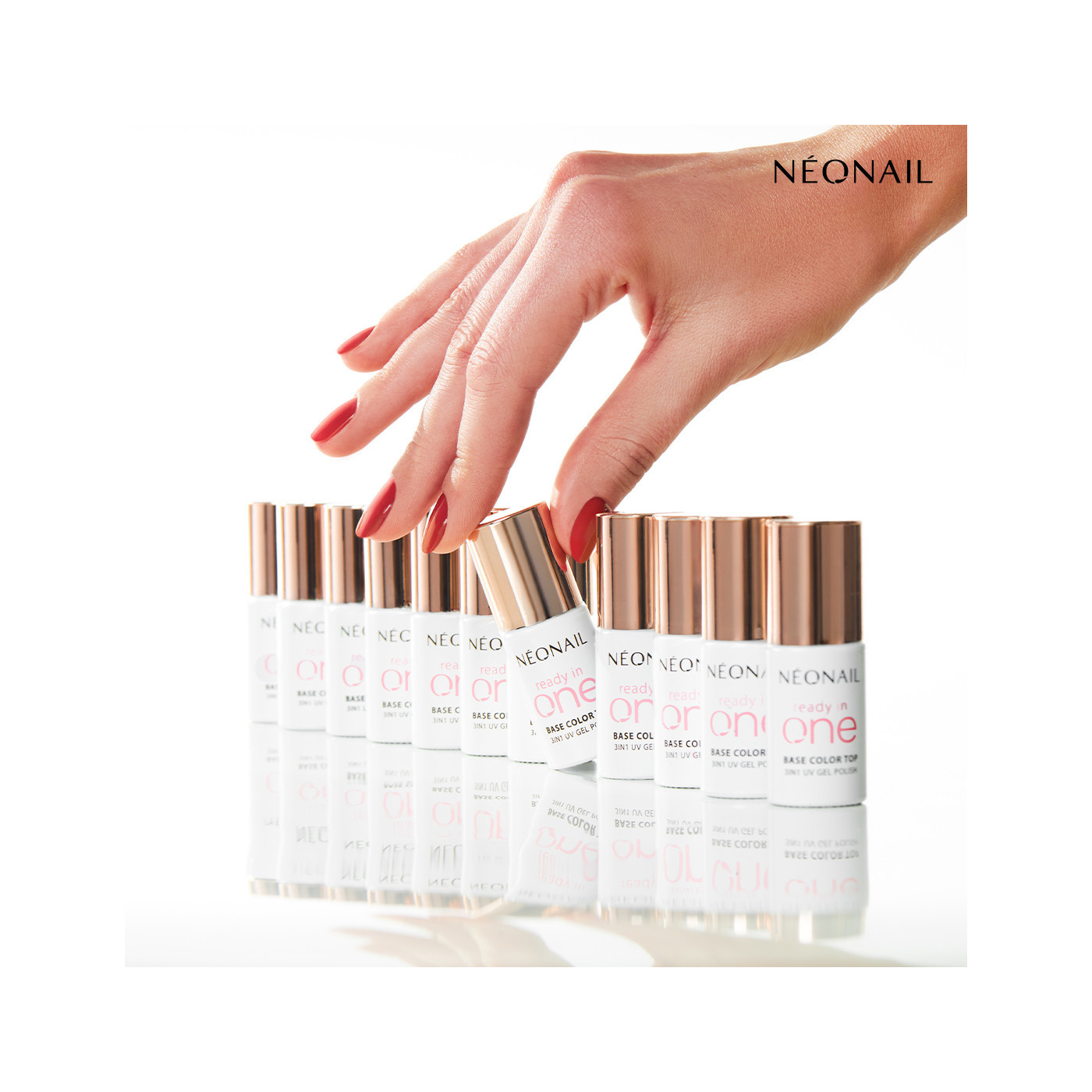 Růžov&yacute; gelov&yacute; lak 3v1 One Pink Spark 10 &ndash; klasick&aacute; stylizace nehtů do 15 minut