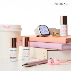 Červen&yacute; gelov&yacute; lak 3v1 One Classic Red 11 &ndash; nadčasov&aacute; klasika hotov&aacute; do 15 minut
