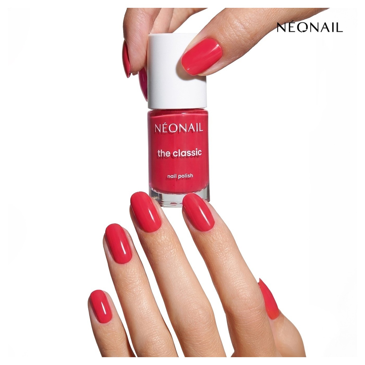 Kor&aacute;lov&yacute; klasick&yacute; lak Neon Coral 11 &ndash; neonov&aacute; stylizace na př&aacute;n&iacute;