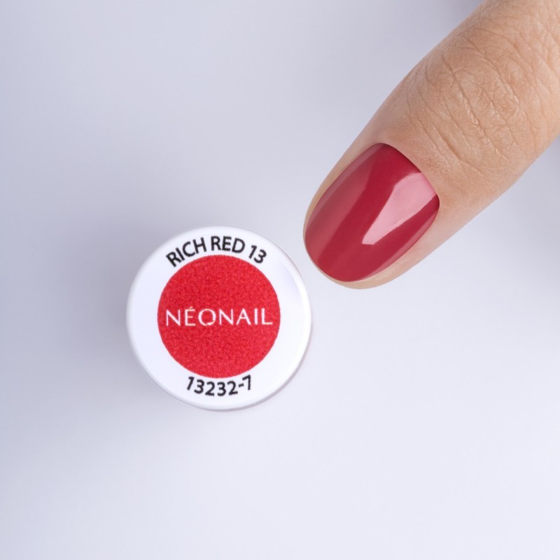 Červen&yacute; klasick&yacute; lak Rich Red 13 &ndash; klasick&eacute; stylizace nehtů
