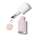 B&iacute;l&yacute; klasick&yacute; lak s třpytkami: Glittery Mist 02 &ndash; lesk a lehkost stylizace