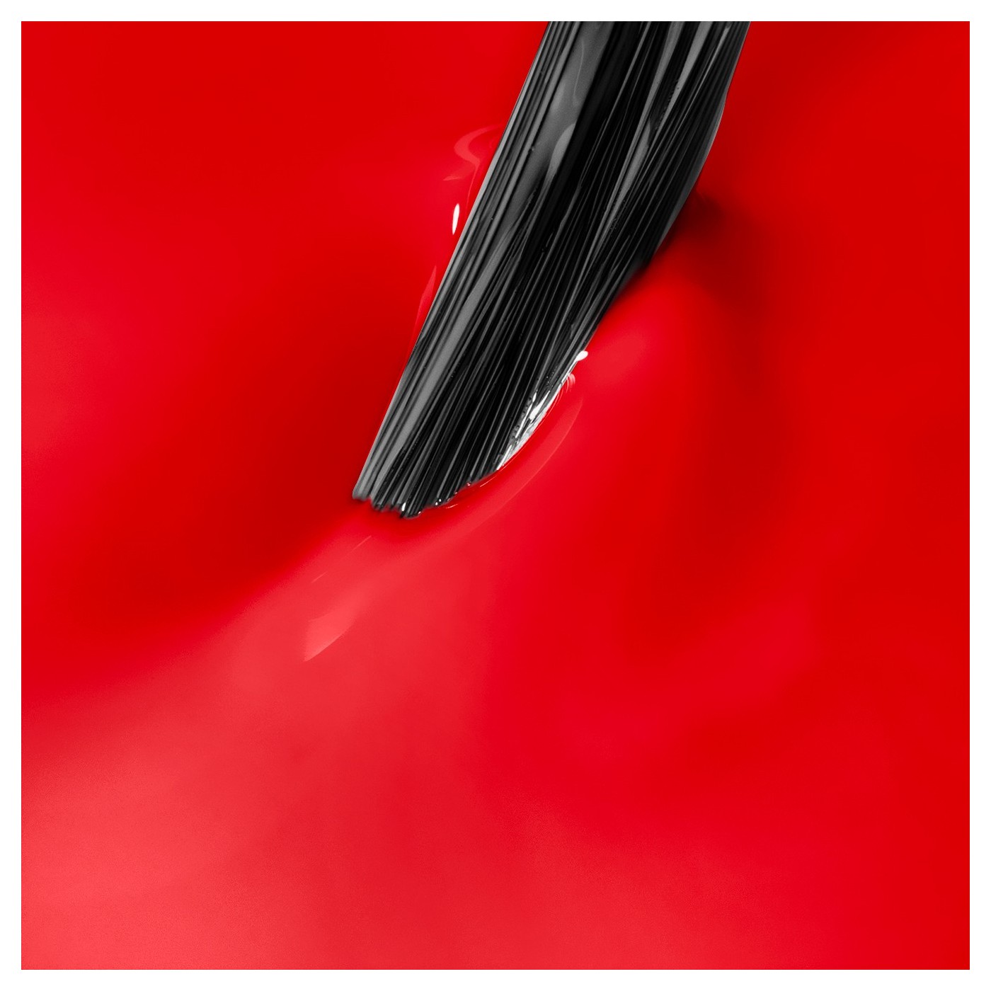 Červený UV gel lak Fearless Red – neonová barva Červený UV gel lak Fearless Red – neonová barva
