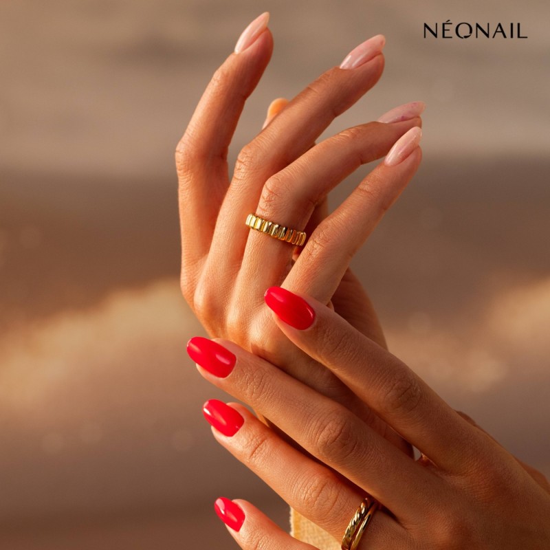 Červený UV gel lak Fearless Red – neonová barva Červený UV gel lak Fearless Red – neonová barva