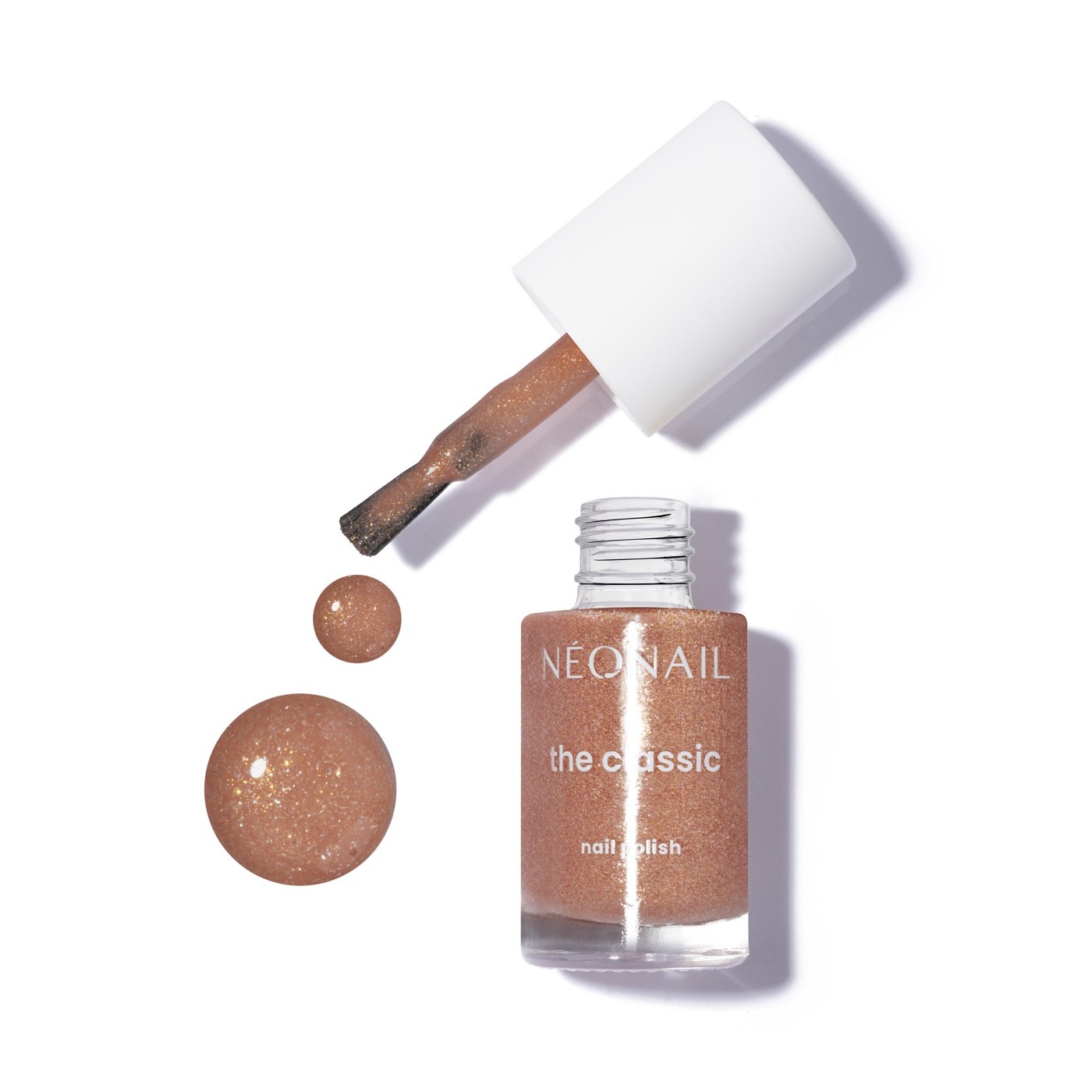 Hnědý klasický lak se třpytivými zlatými částečkami: Sunkissed Glow Bronze – nehty jako políbené sluncem Hnědý klasický lak se třpytivými zlatými částečkami: Sunkissed Glow Bronze – nehty jako políbené sluncem