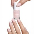 Růžov&yacute; klasick&yacute; lak s třpytkami: Glittery Pink 03 &ndash; nehty pln&eacute; lesku