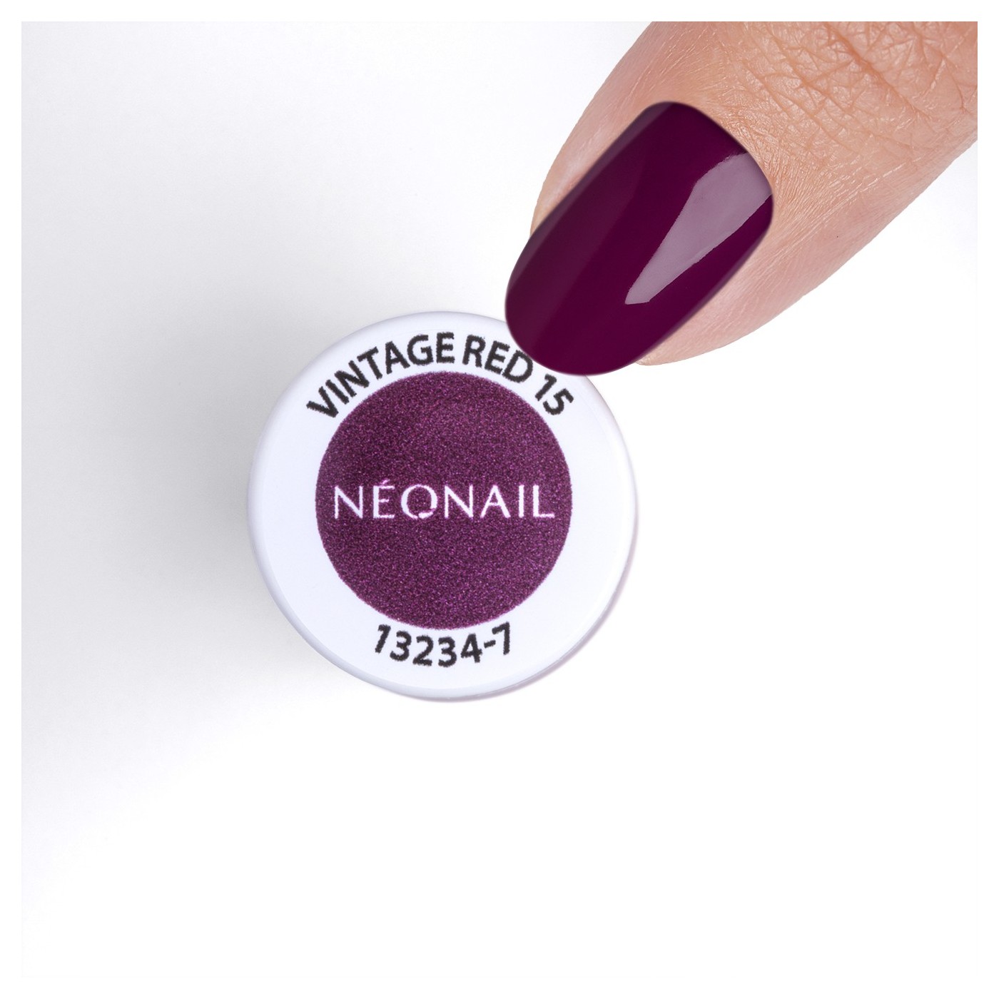 Červen&yacute; klasick&yacute; lak Vintage Red 15 &ndash; klasick&eacute; stylizace nehtů