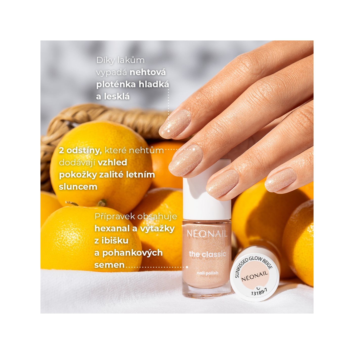 Hnědý klasický lak se třpytivými zlatými částečkami: Sunkissed Glow Bronze – nehty jako políbené sluncem Hnědý klasický lak se třpytivými zlatými částečkami: Sunkissed Glow Bronze – nehty jako políbené sluncem