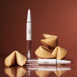 Tužka na rty a lesk na rty 2v1 04: Peach Cashmere | NEO MAKE UP