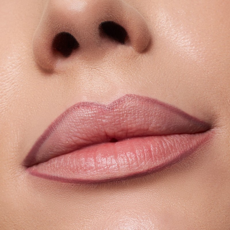 Tužka na rty a lesk na rty 2v1 06: Soft Plum | NEO MAKE UP