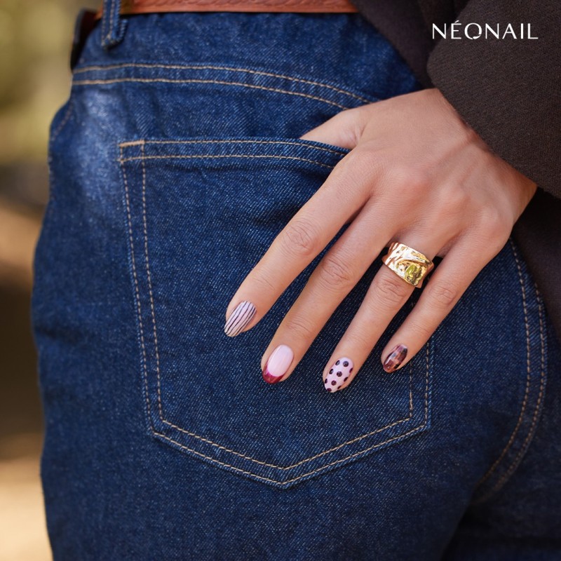 Gelový lak Red Obsession 7,2 ml – klasika nehtového stylingu | NEONAIL Gelový lak Red Obsession 7,2 ml – klasika nehtového stylingu | NEONAIL