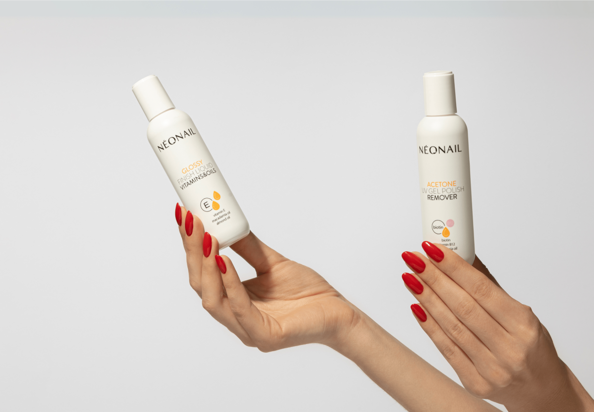 Jak odstranit UV gel lak acetonem?